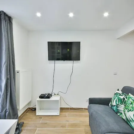 Appartamento Le Nid De Montmartre Parigi
